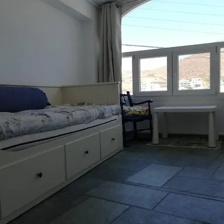 Villa Cycladic La Paloma - κυκλαδίτικο σπίτι δίπλα στον γιαλό *