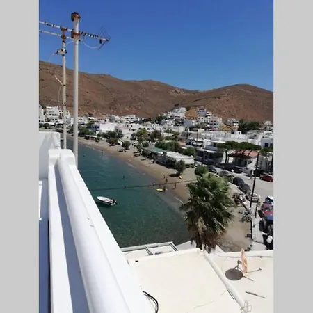 וילה Cycladic La Paloma - κυκλαδίτικο σπίτι δίπλα στον γιαλό Mérichas